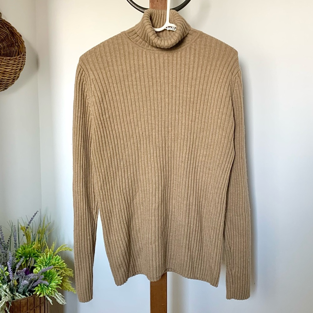 LL Bean 100% Merino Wool Ribbed Turtleneck Sweater in beige tan LG - Picture 1 of 13